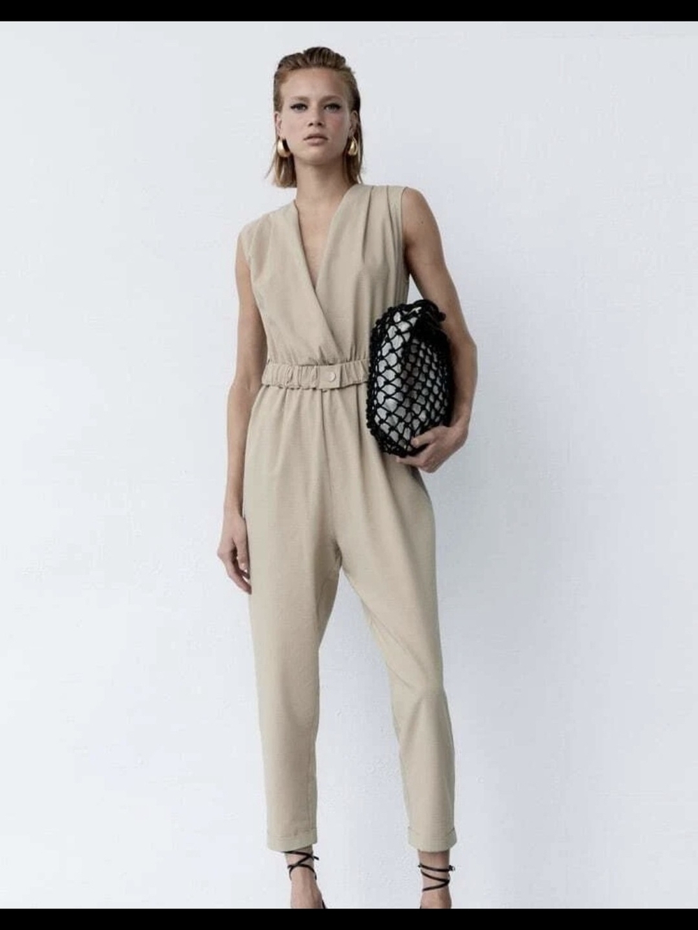 Zara Size LARGE Sleeveless V-Neck Beige Jumpsuit with Belt